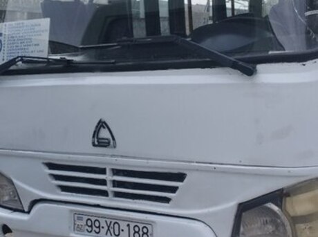 Isuzu NP 37 2007