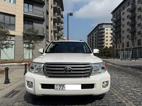 Toyota Land Cruiser 2013