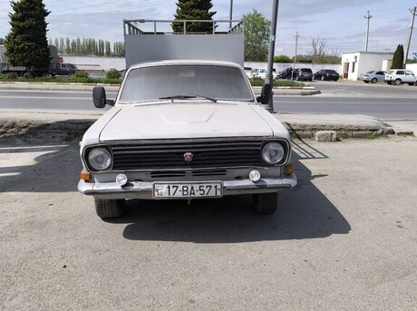GAZ 24 1986