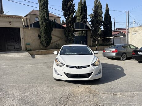 Hyundai Elantra 2015