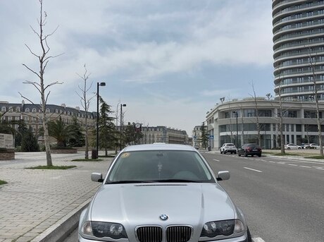 BMW 320 1998
