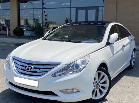 Hyundai Sonata 2010