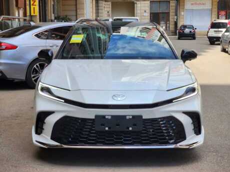 Toyota Camry 2024