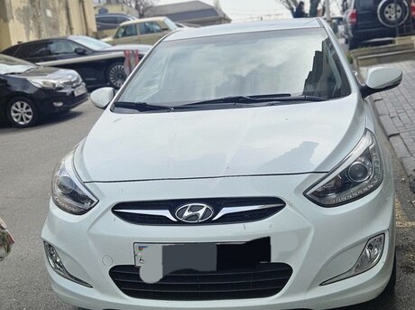 Hyundai Accent 2014
