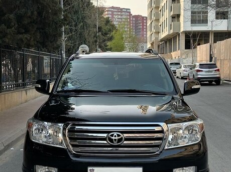 Toyota Land Cruiser 2010