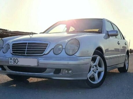 Mercedes E 240 2000