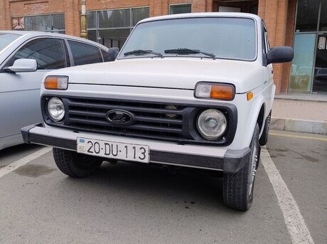 LADA (VAZ) Niva 2013