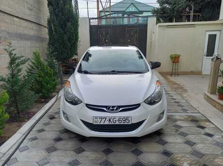 Hyundai Elantra 2013