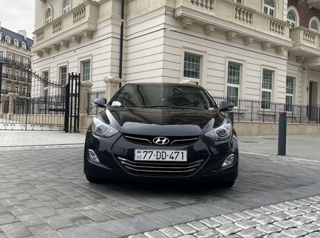 Hyundai Elantra 2012