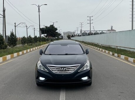 Hyundai Sonata 2011