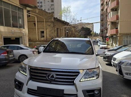 Lexus LX 570
