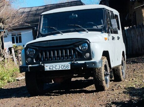UAZ Hunter