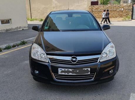 Opel Astra 2009