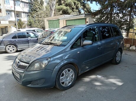 Opel Zafira 2005