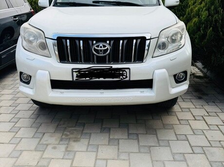 Toyota Land Cruiser Prado 2010