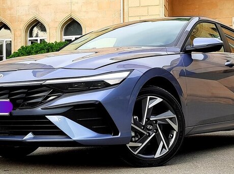 Hyundai Elantra 2024