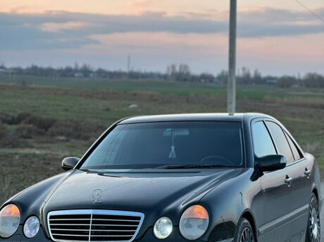 Mercedes E 240 1999