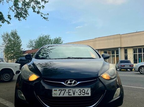 Hyundai Elantra 2011