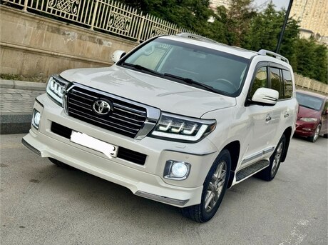 Toyota Land Cruiser 2013