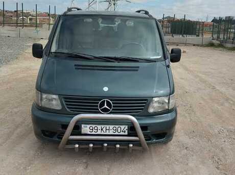 Mercedes V 220 2001