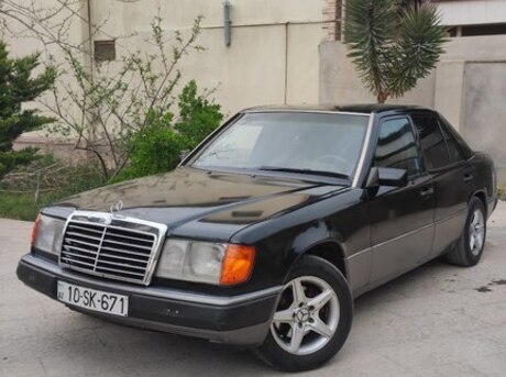 Mercedes E 230 1990