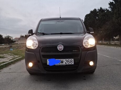 Fiat Doblo 2010