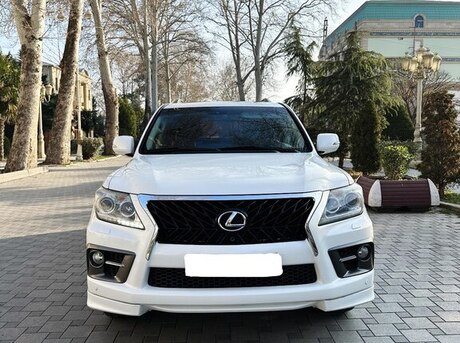 Lexus LX 570 2012