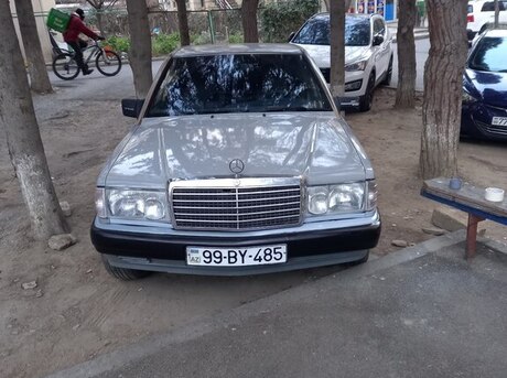 Mercedes 190 1990