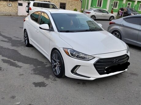 Hyundai Elantra 2017