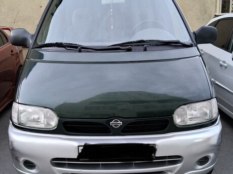 Nissan Serena 1998