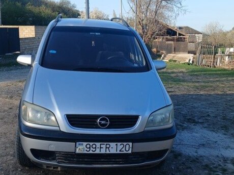 Opel Zafira 2001
