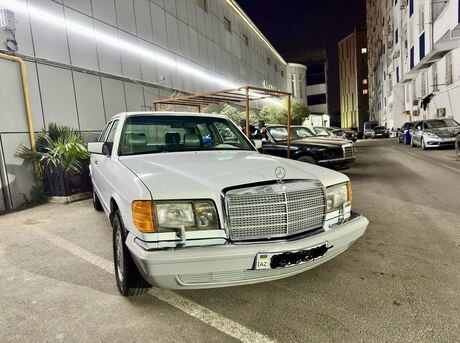 Mercedes 560 SEL