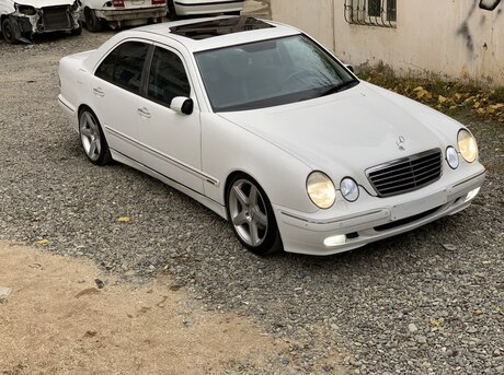 Mercedes E 320 2000