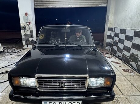 LADA (VAZ) 2107 2011