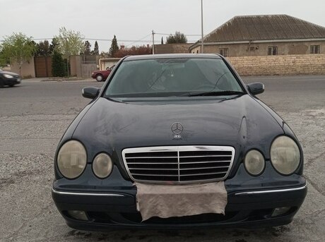 Mercedes E 240 1999