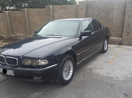 BMW 740 1999