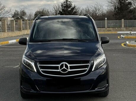 Mercedes  2017