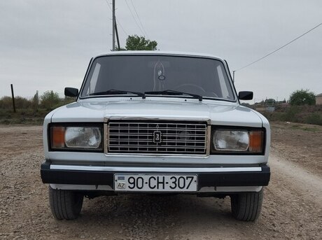 LADA (VAZ) 2107 2000