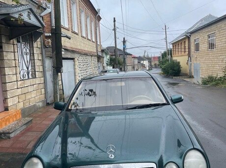 Mercedes E 240 1998