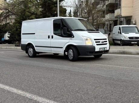 Ford Transit 2010