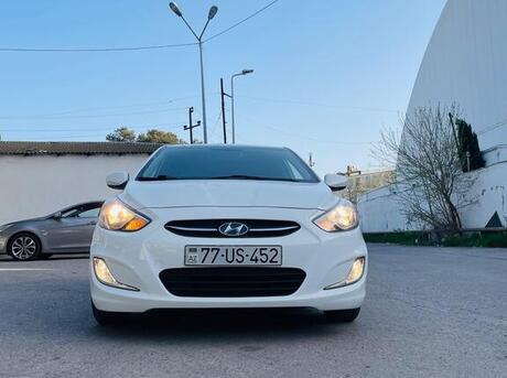 Hyundai Accent 2015