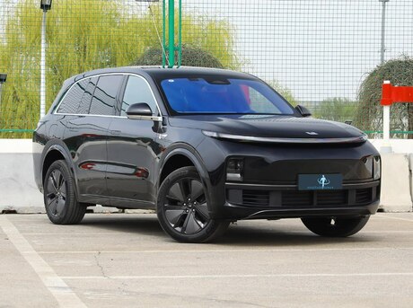 Li Auto L8