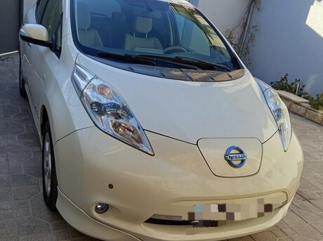 Nissan Leaf 2011