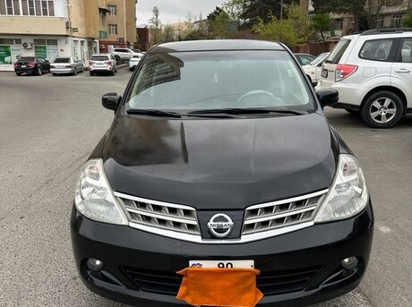 Nissan Tiida 2008