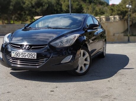 Hyundai Elantra 2013