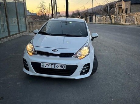 Kia Pride 2015