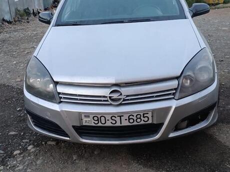 Opel Astra 2005