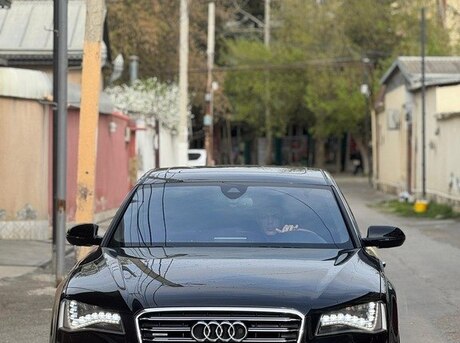 Audi A8 2012