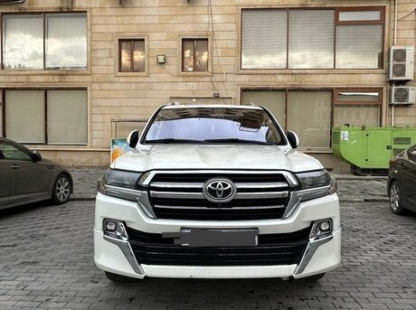 Toyota Land Cruiser 2013