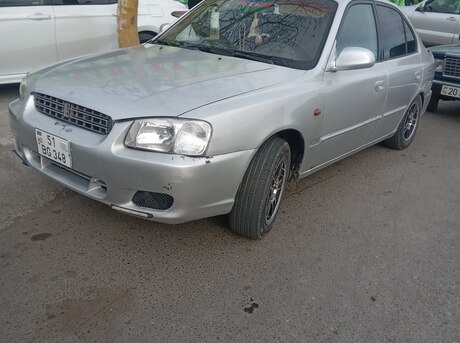 Hyundai Accent 2000